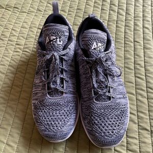 APL Techloom Pro in gray size 9.5